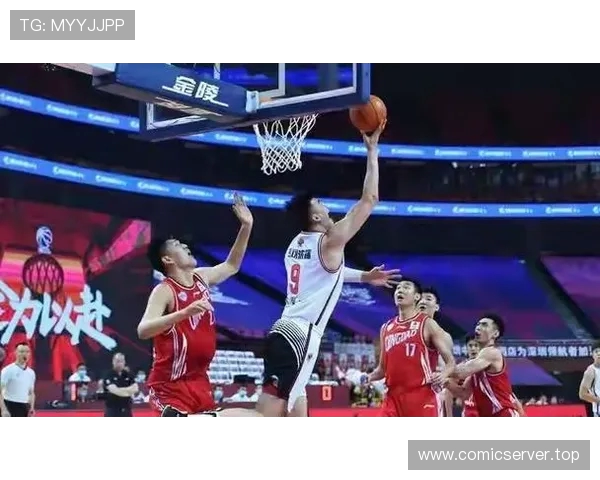 足球运动员看CBA：跨界球员对篮球赛事的兴趣